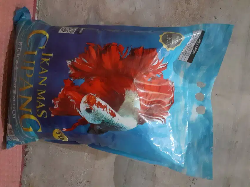 Beras ikan mas cupang 5 kg