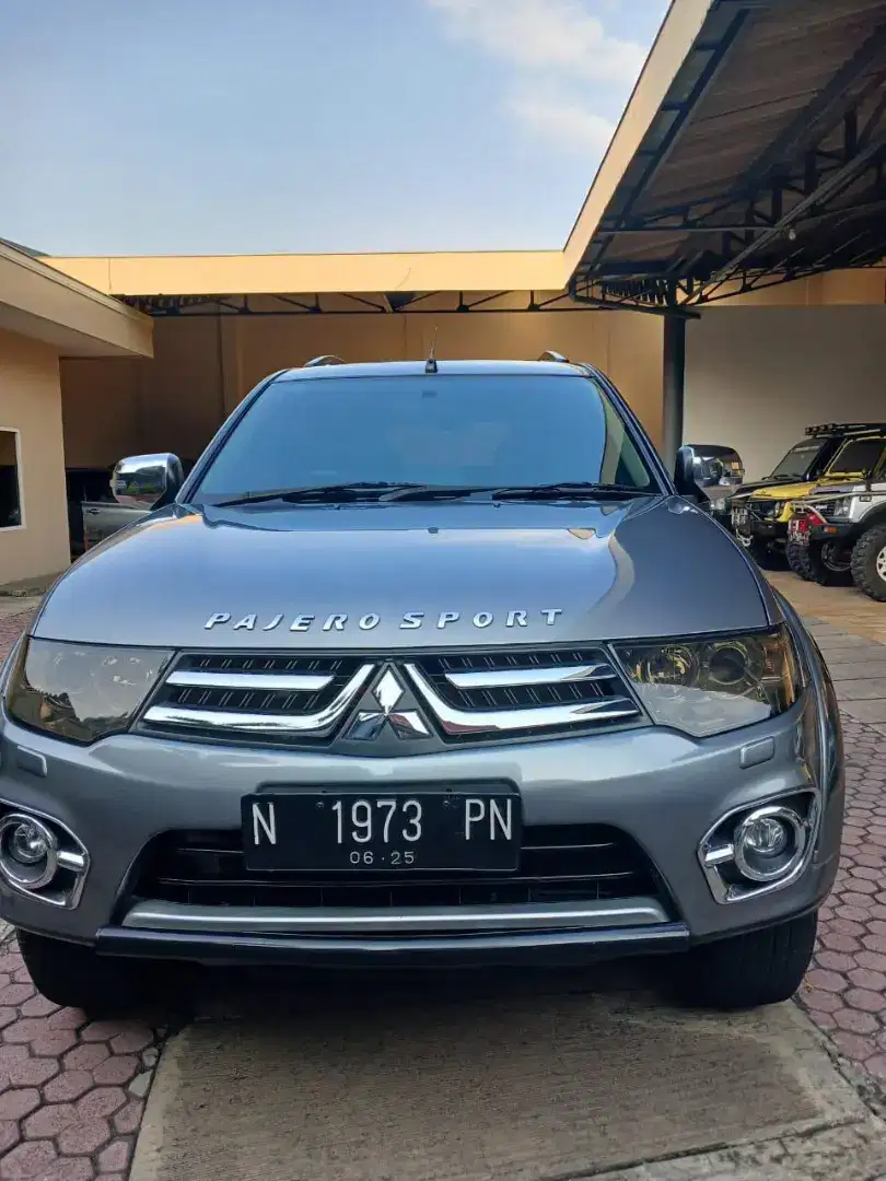 Mitsubishi Pajero Sport 2.5 Dakar 4x2 Matic Diesel 2014 KM 90RB