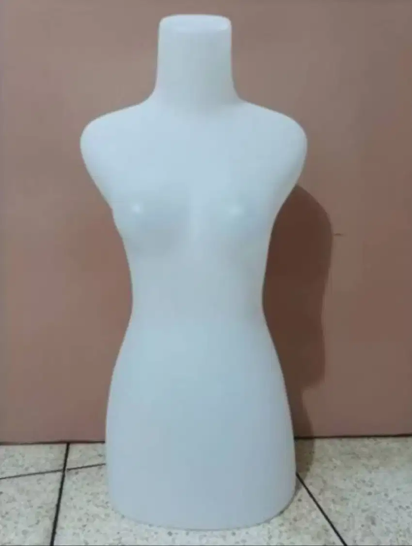 Jual Patung manekin cewek setengah badan