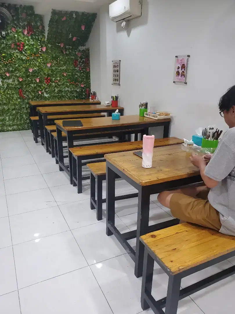 Di jual perlengkapan resto / coffee shoop