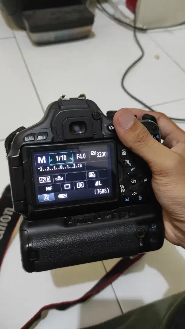 Canon EOS 600D Rebel T3i