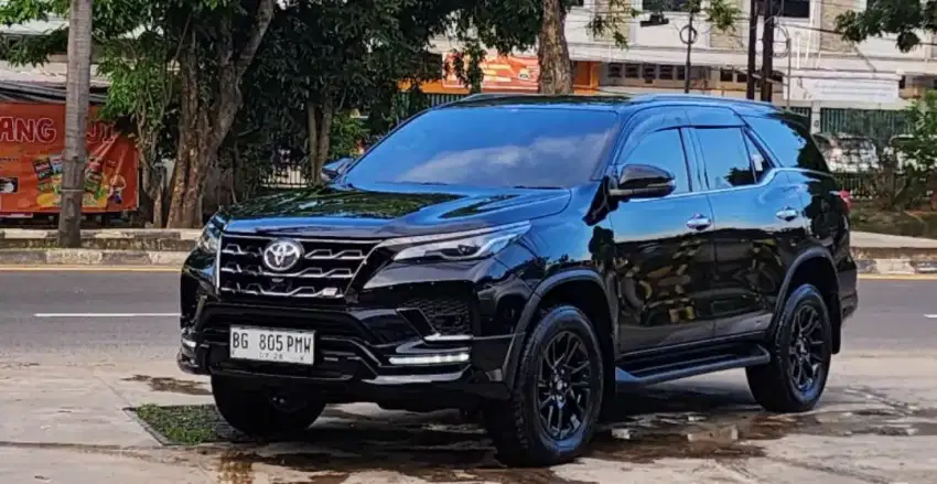 Fortuner VRZ GR Sport 2.8 AT 2023