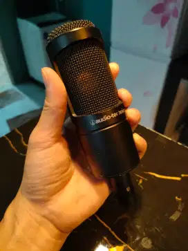 Audio technica AT2035 microphone condenser