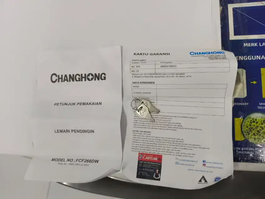 Frezer book changhong 200liter ,seperti baru ,pemakaian 15hari,lengkap