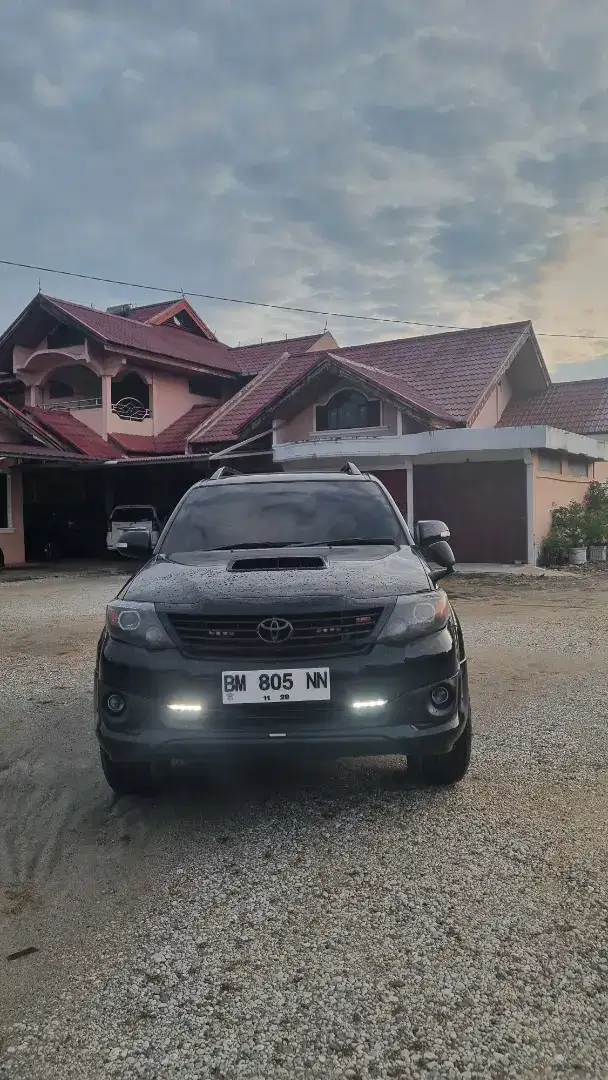 Toyota fortuner 2.5 VNT TRD automatic 2015