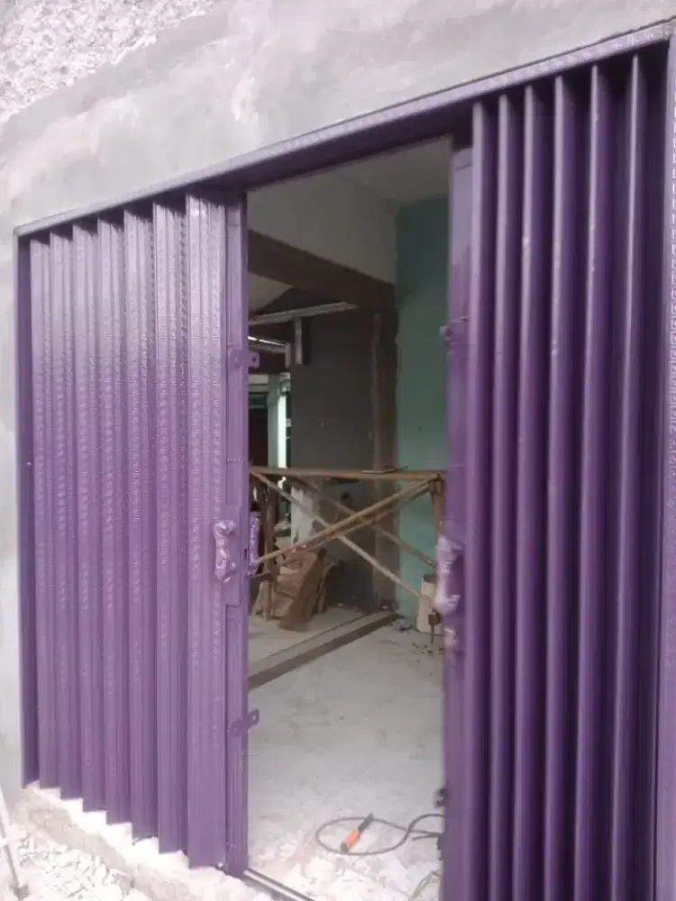 Rolling door dan folding gate