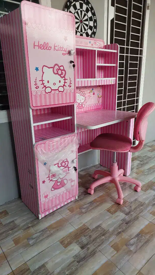 Meja Belajar Anak Hello Kitty