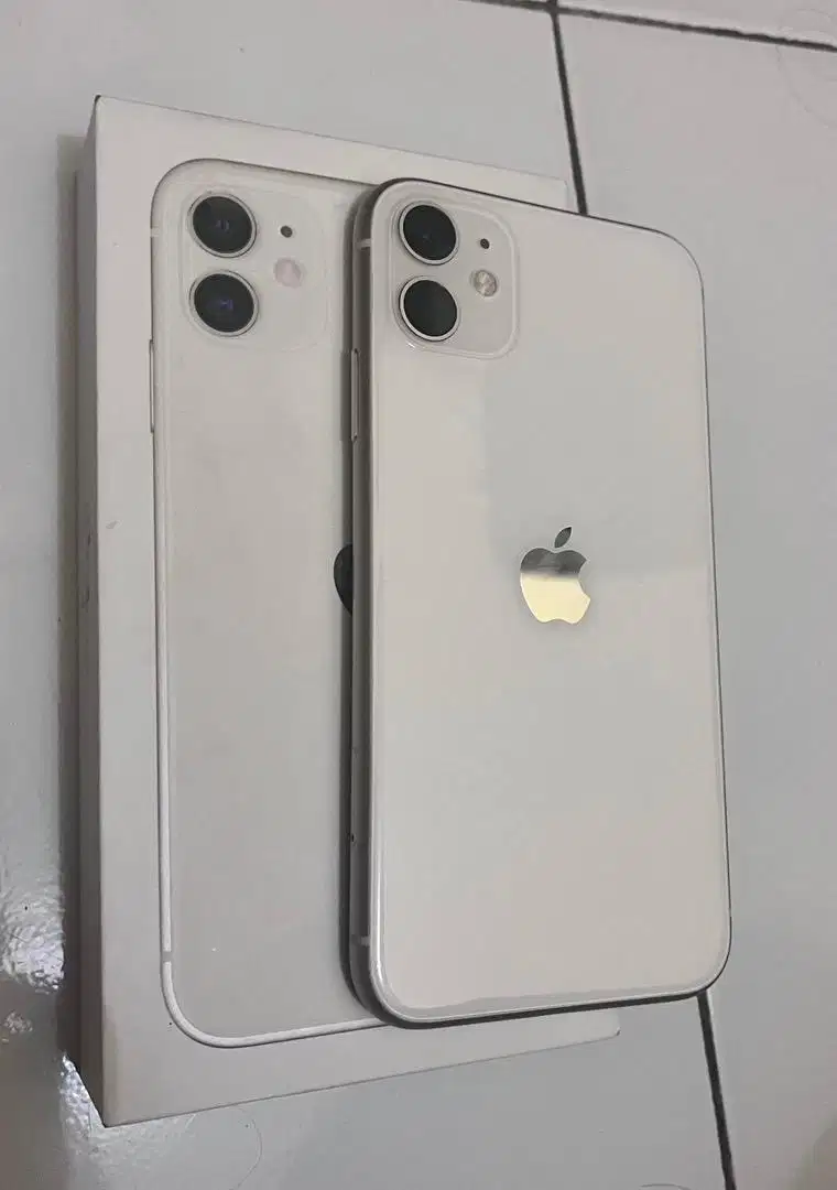 iphone 11 64gb white garansi aktif