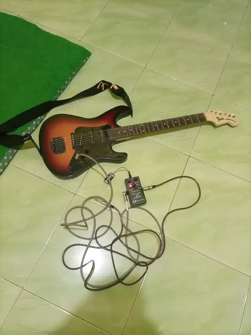 Gitar elektrik fender stratocaster