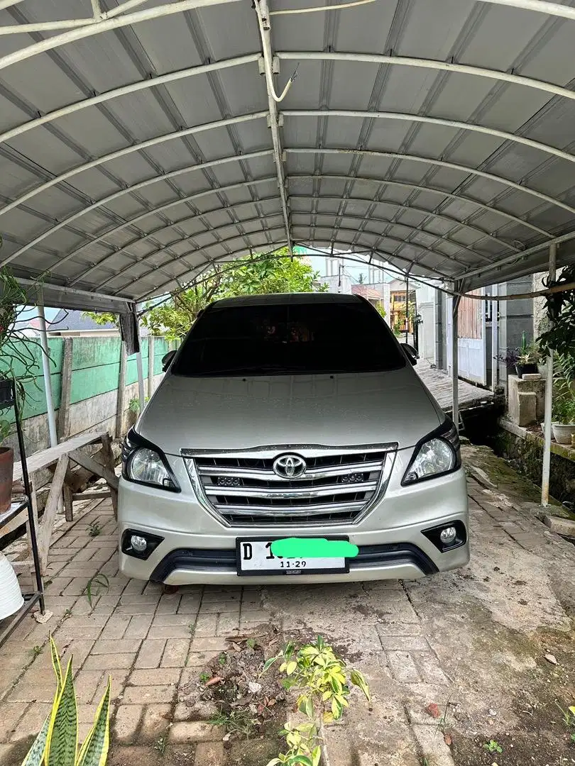 Kijang Innova G