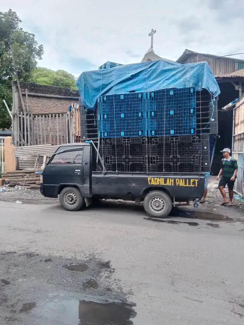 Distributor pallet plastik bekas murah palet plastik baru kuat tebal