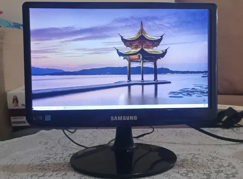 Monitor LED 16 inch Samsung SyncMaster SA100