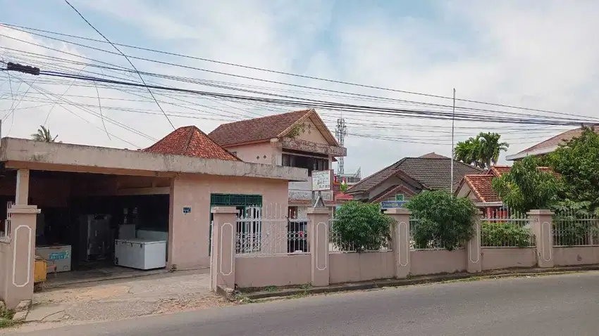 DIJUAL TANAH BONUS 6 RUMAH JALAN UTAMA MAKRAYU PALEMBANG