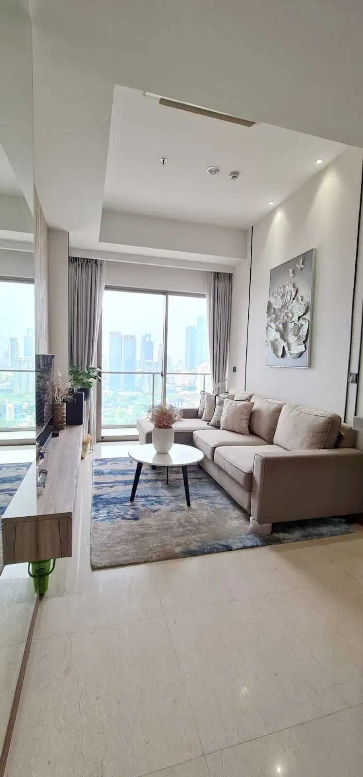 Sewa Apartment Sudirman Hill Residence 2BR Full Furnished