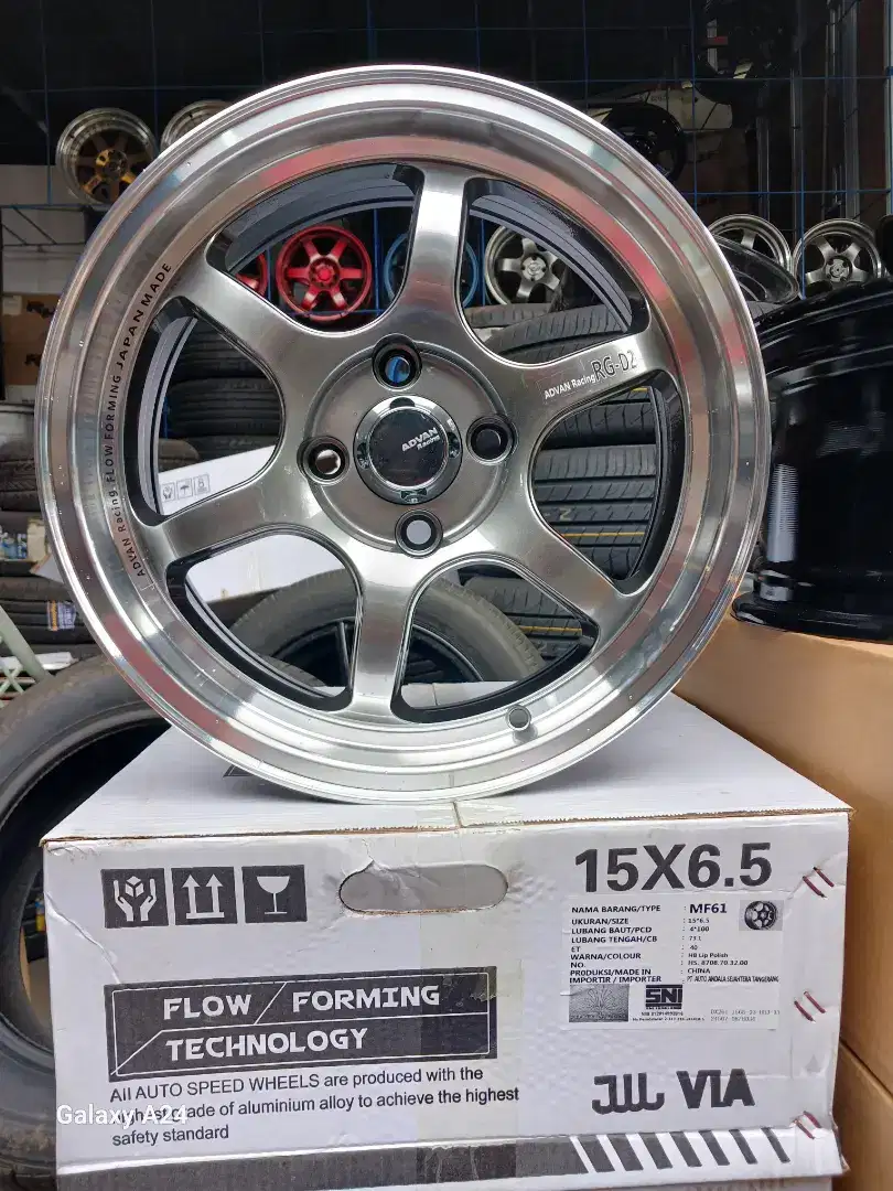 Advan rgd2 ring 15x6,5 pcd 4x100 ET 40 jazz calya agya