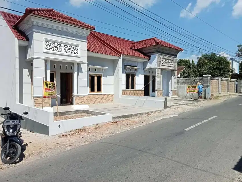 Rumah  Pinggir Jalan Purwokerto Non Perumahan, Dekat RSUD, Terminal