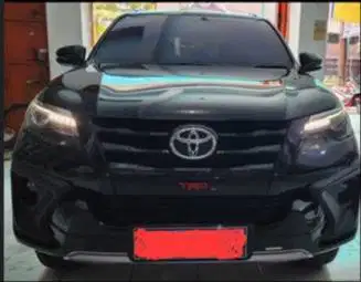 2019 Toyota Fortuner 2.4 TRD SUV