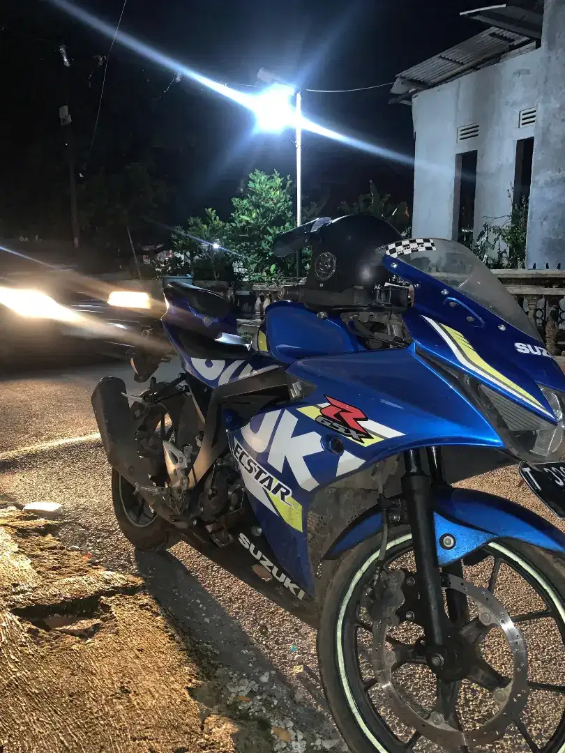 Suzuki gsxr-150