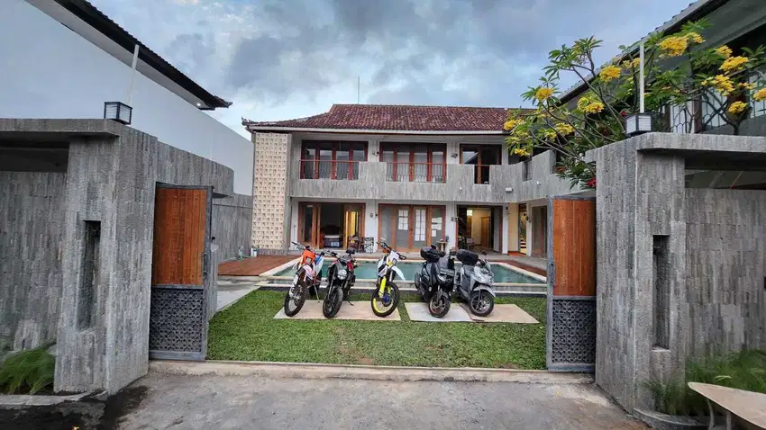 Dijual villa lantai 2 denpasar timur