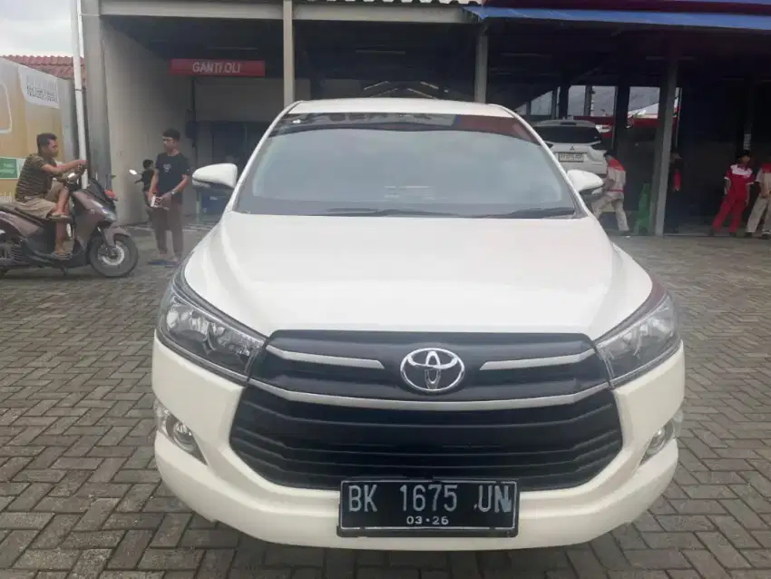 Di jual toyota kijang inova tahun 2016 bensin manual tipe G