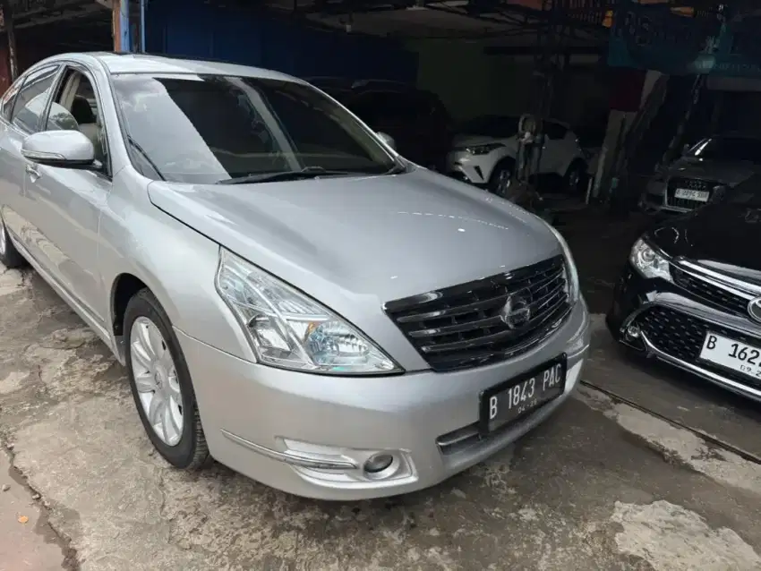 Nissan teana 2011 AT siap pakai