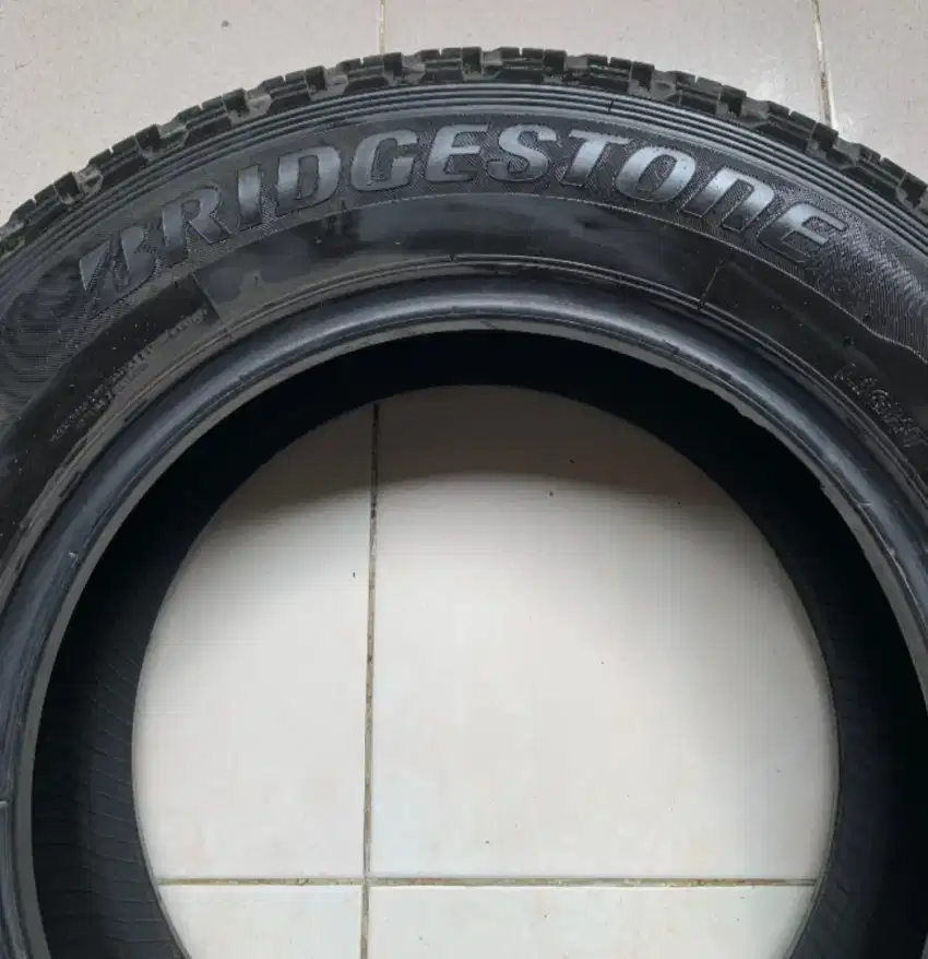 Jual ban copotan Bridgestone duravis 205/70/15 r624