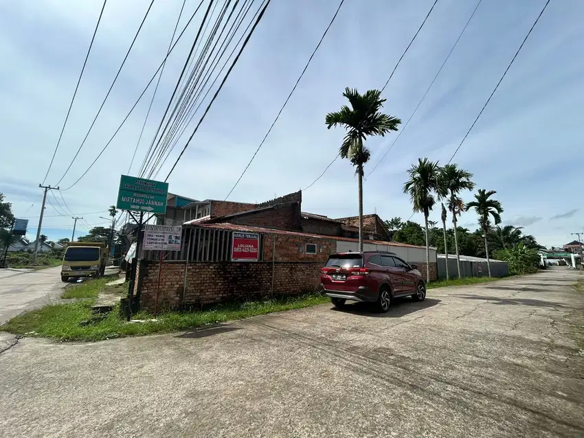 DIJUAL RUMAH DAN LAHAN PINGGIR JALAN TALANG JAMBE PALEMBANG