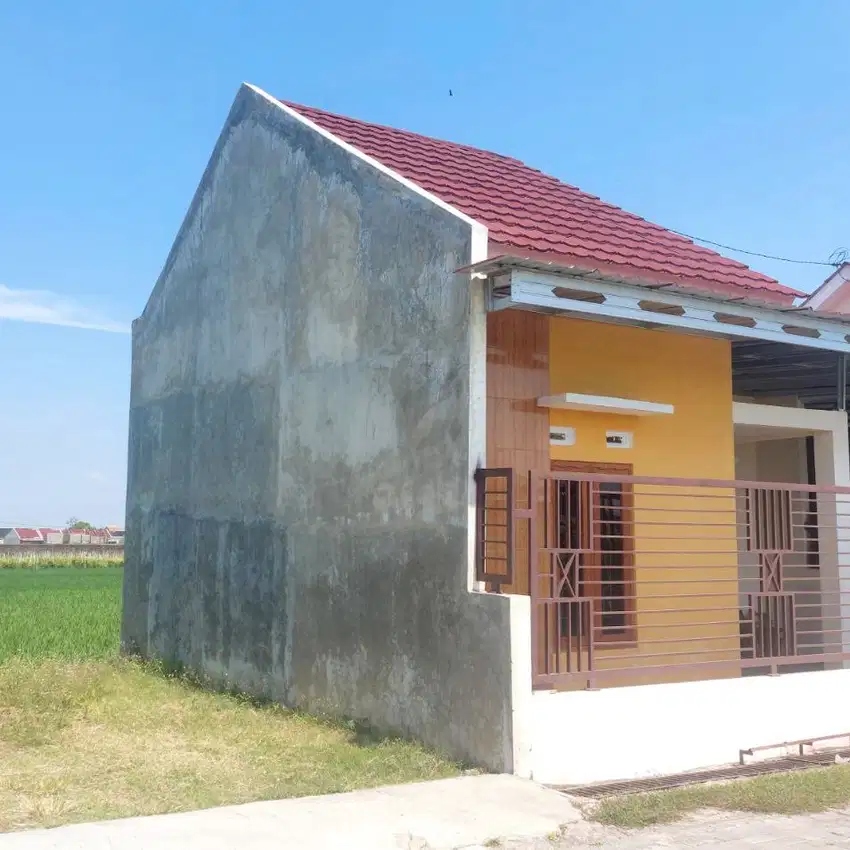 Rumah minimalis ready siap huni di Jaten Kota