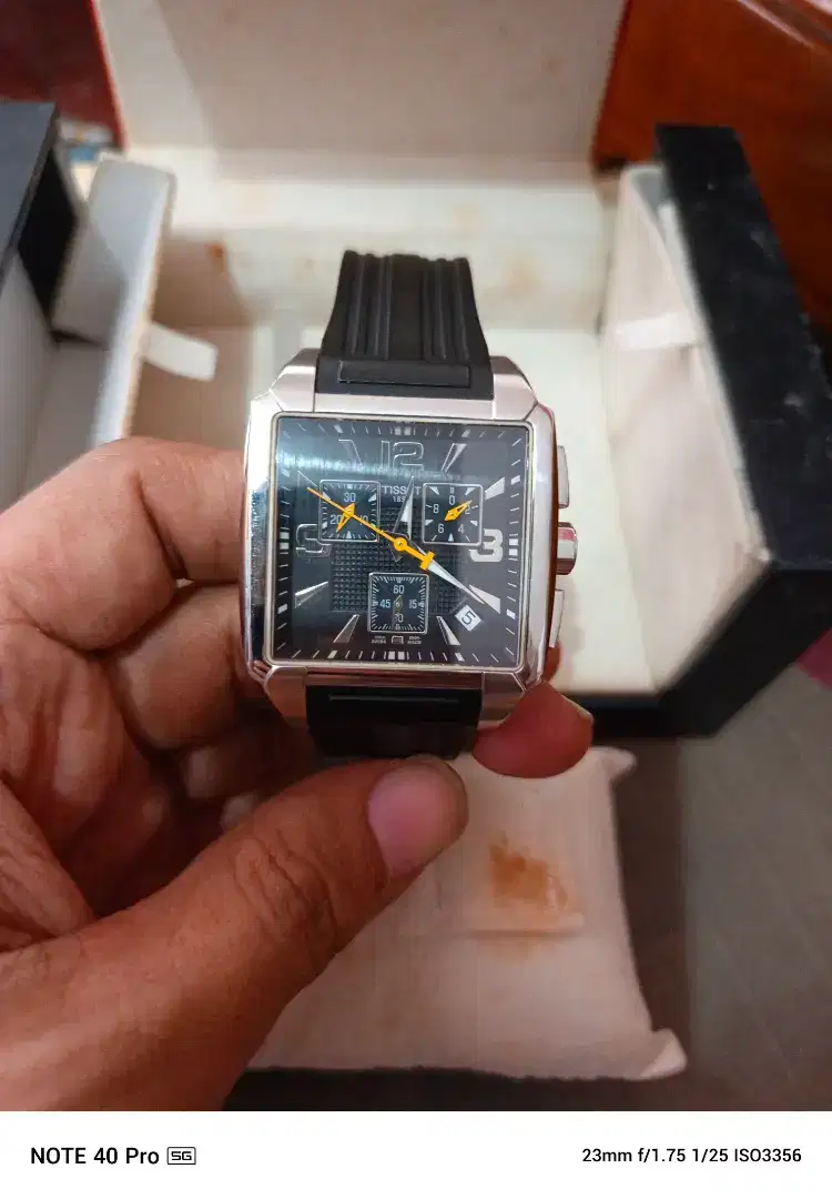 Di jual jam tangan TISSOT T-RACE