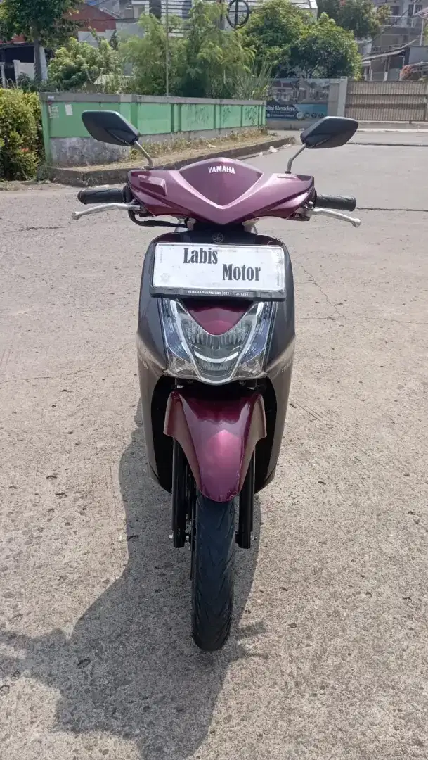 Nia:MIO S DP 1,4JT PLAT B DEPOK PAJAK HIDUP CASH NEGO