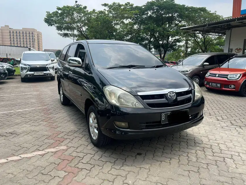 Toyota Kijang Innova 2.0 V MT 2006 Hitam Pajak Panjang