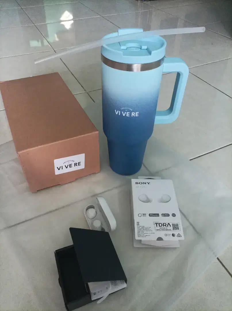 tumbler dan headset sony wf-c510