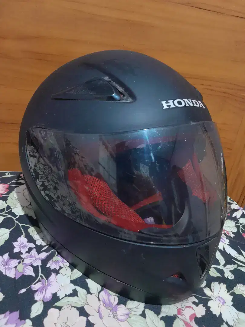 Helm CBR full face bagus bawaan honda