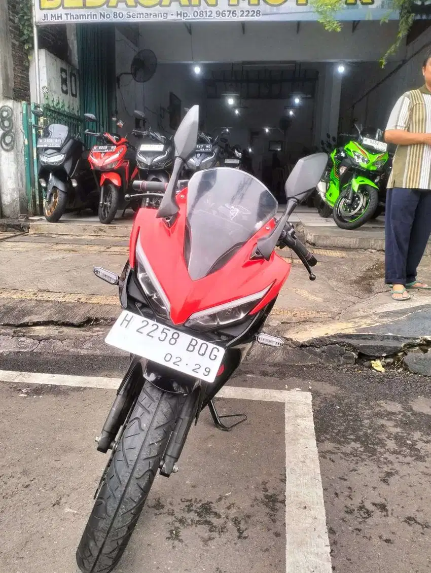 Honda CBR 150 R