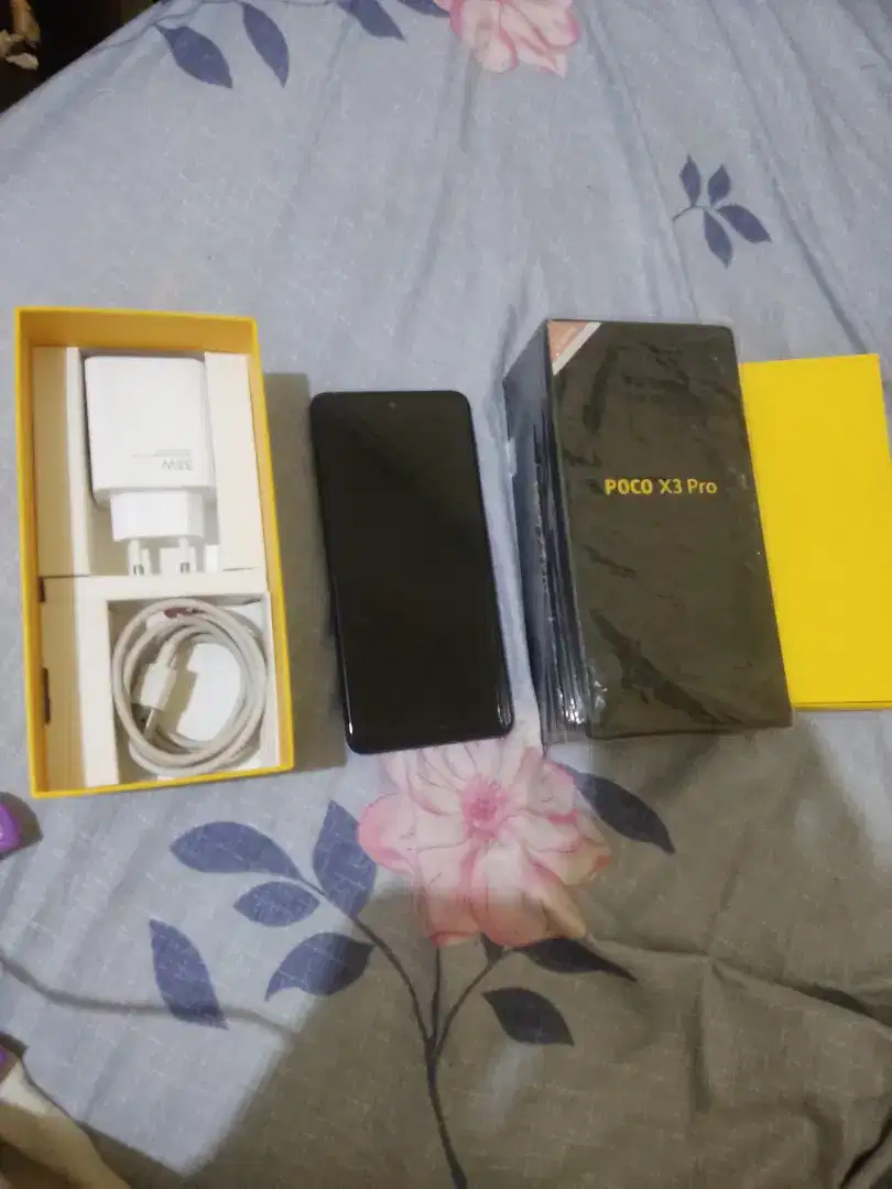 Poco x3 pro 8/256 terpasang tg dan garskin, lancar semua, fast respon