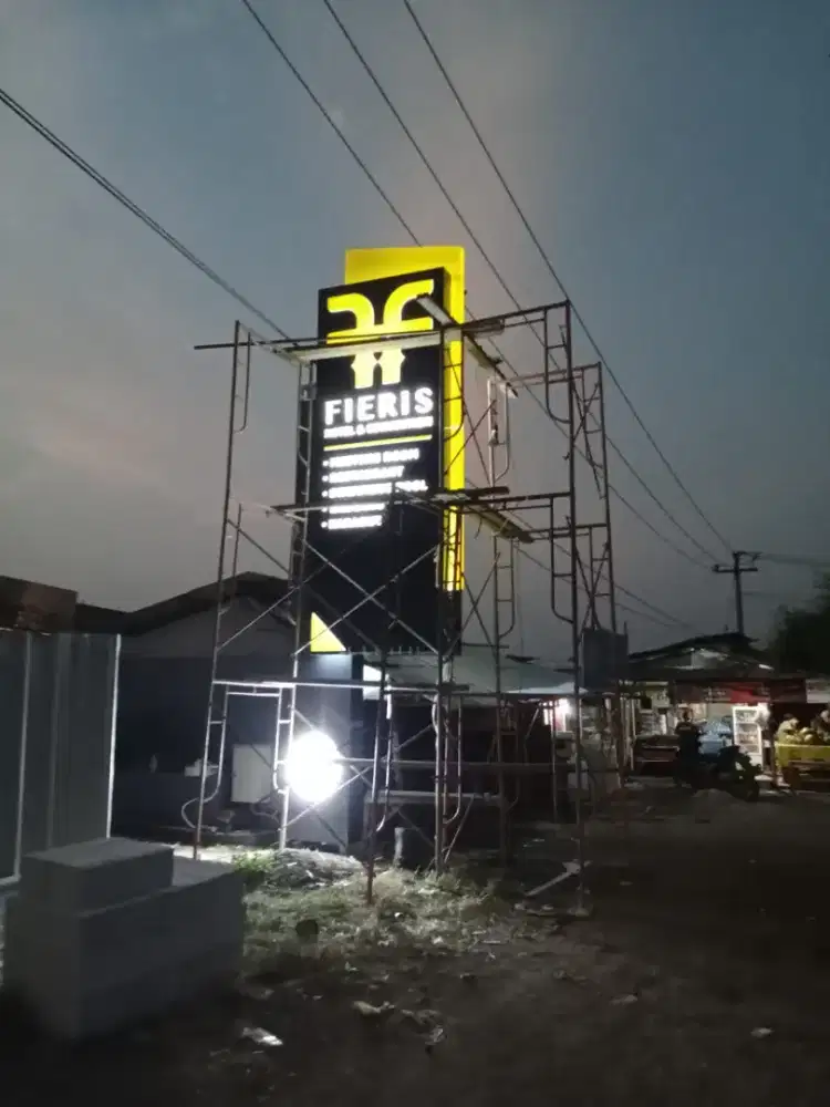 PYLON SIGN / TOTEN CUSTOM 1 sisi 2 sisi