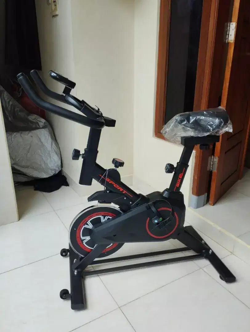 Sepeda statis Spinning Bike MN alat olahraga