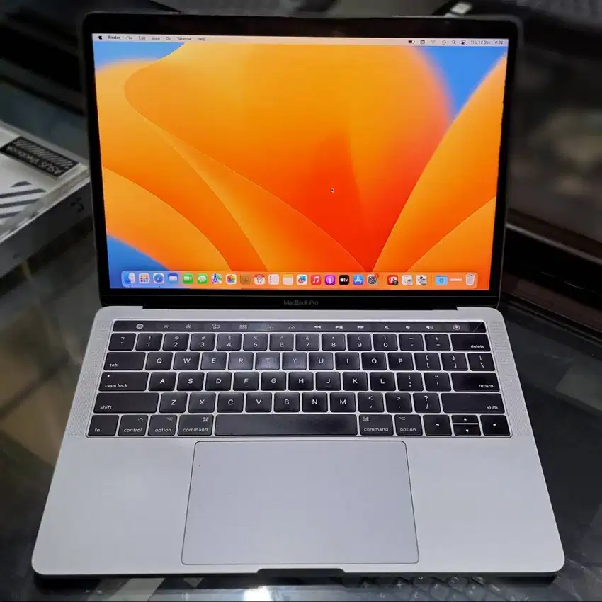 Macbook Pro 2017 TouchBar Core i5 RAM 8 GB SSD 256 GB