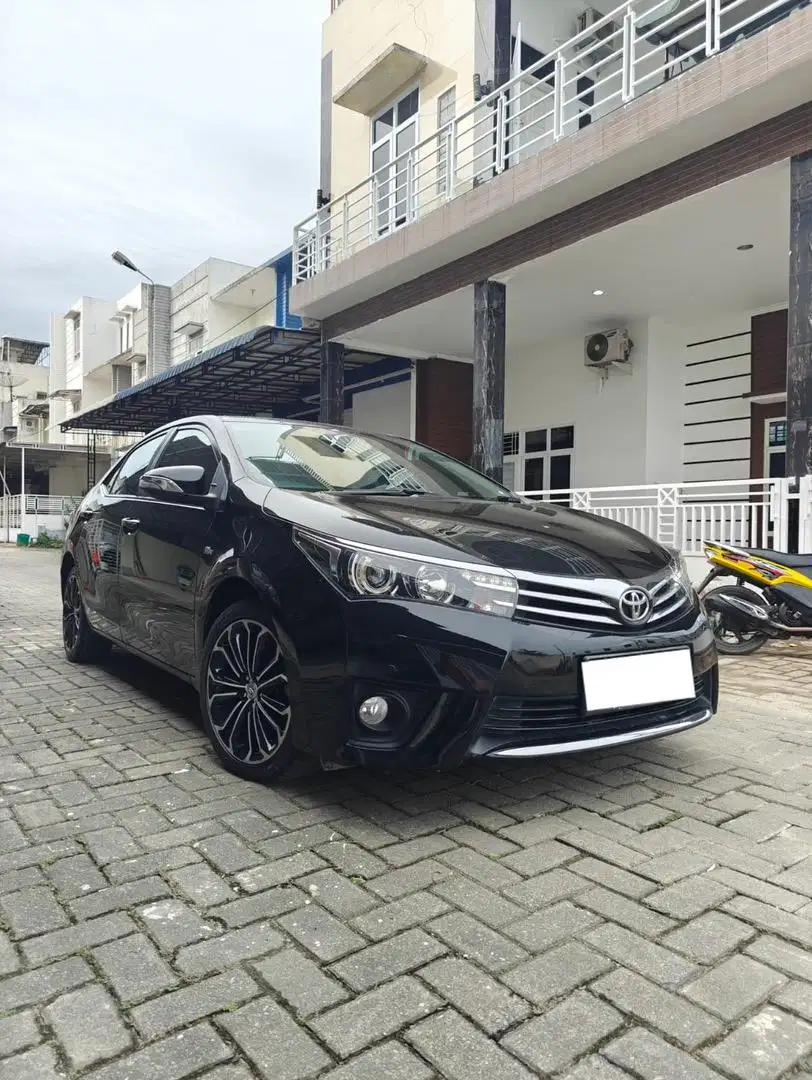 Odo30ribu TOYOTA ALTIS 1.8 V A/T 2015 DP27jt