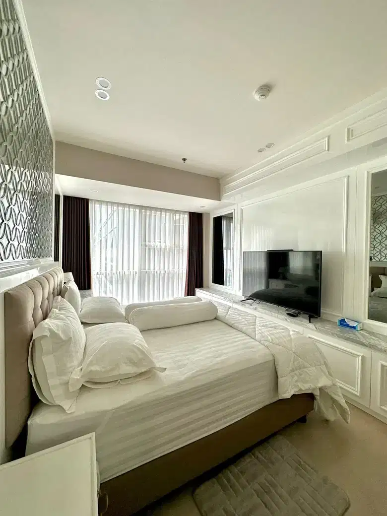 Apartemen One Icon Tunjungan Plaza Mewah 3BR Penthouse Full Furnish