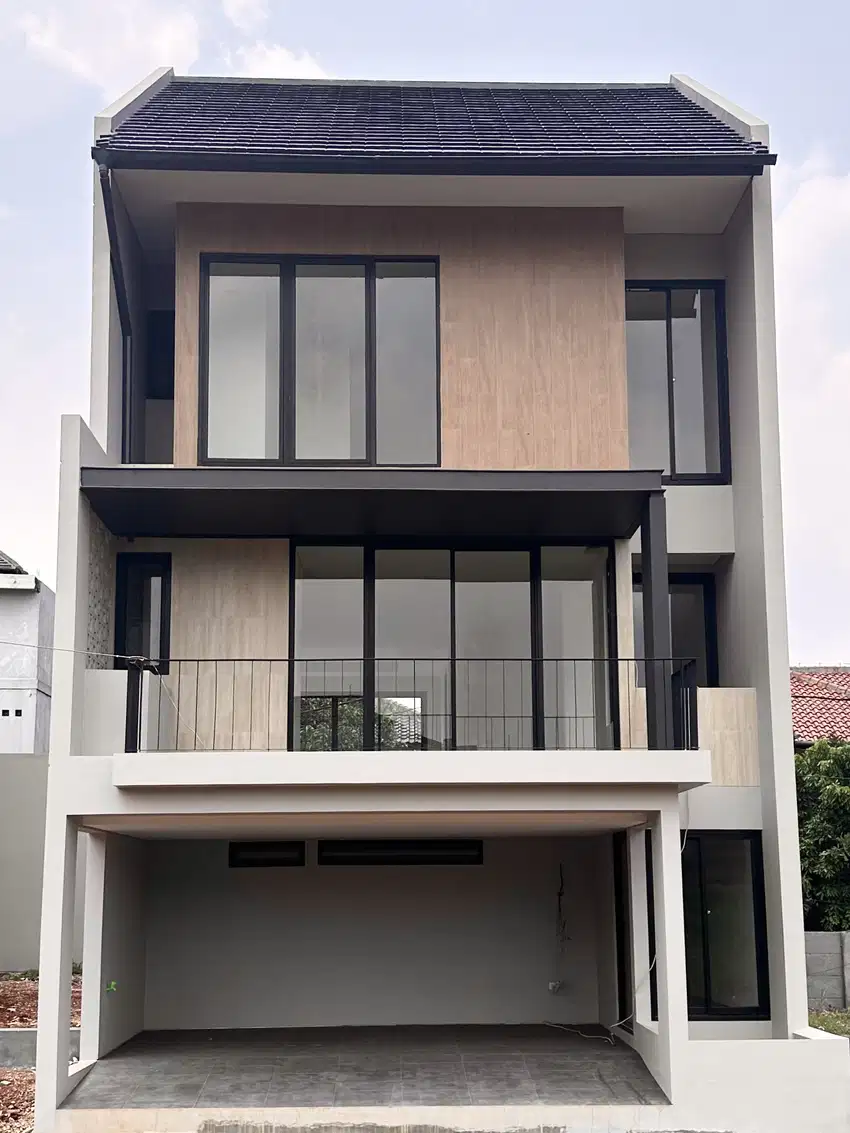 RESWARA PARK Rumah 3 Lantai Tipe Ragnala 60/155