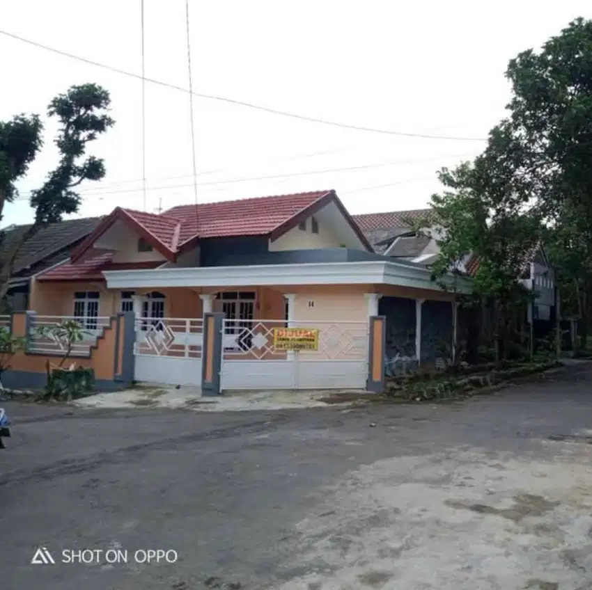 TERMURAH Rumah Hooq 100mter dari jl Raya sengkaling malang