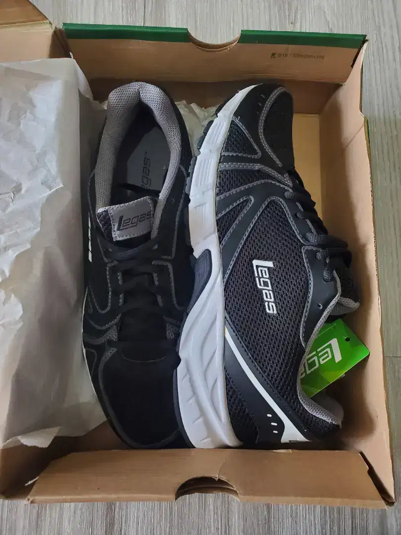 League-Legas Series-Nebula X La-Size 44-Black/Castle Rock/White