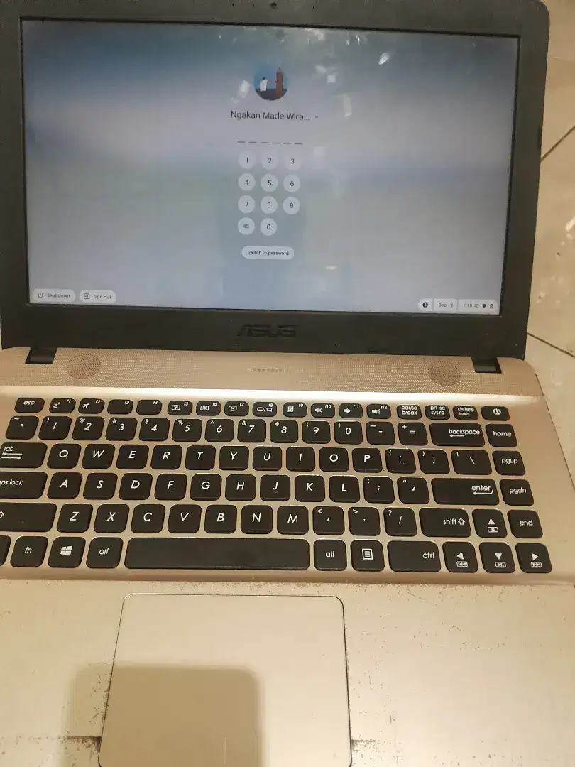 Laptop asus X441SA