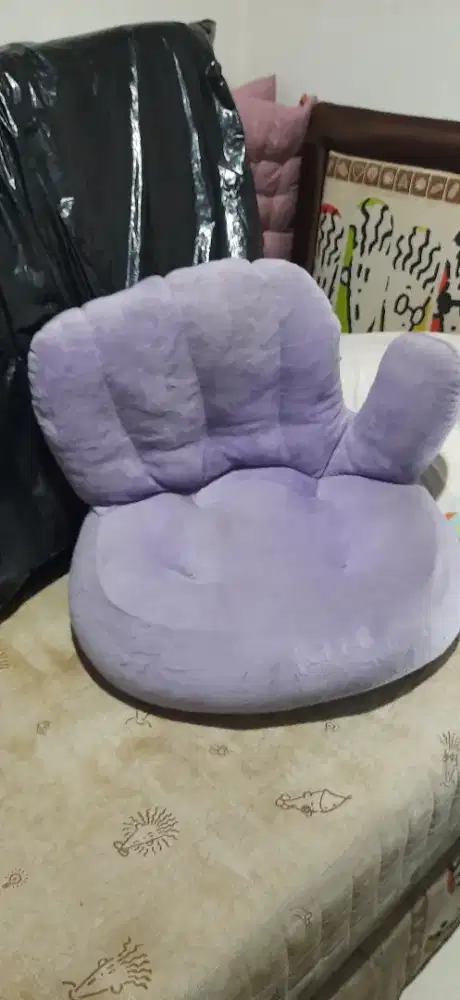 bangku boneka lantai lucu deh