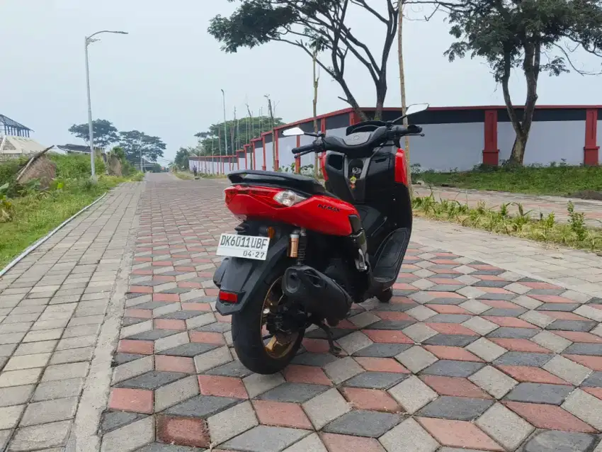 NMAX MERAH METALLIC DIJUAL