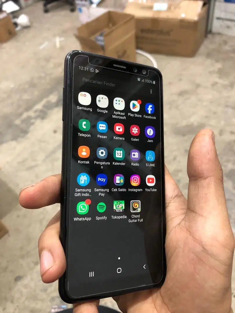 Samsung A8 2018 (4/32 )