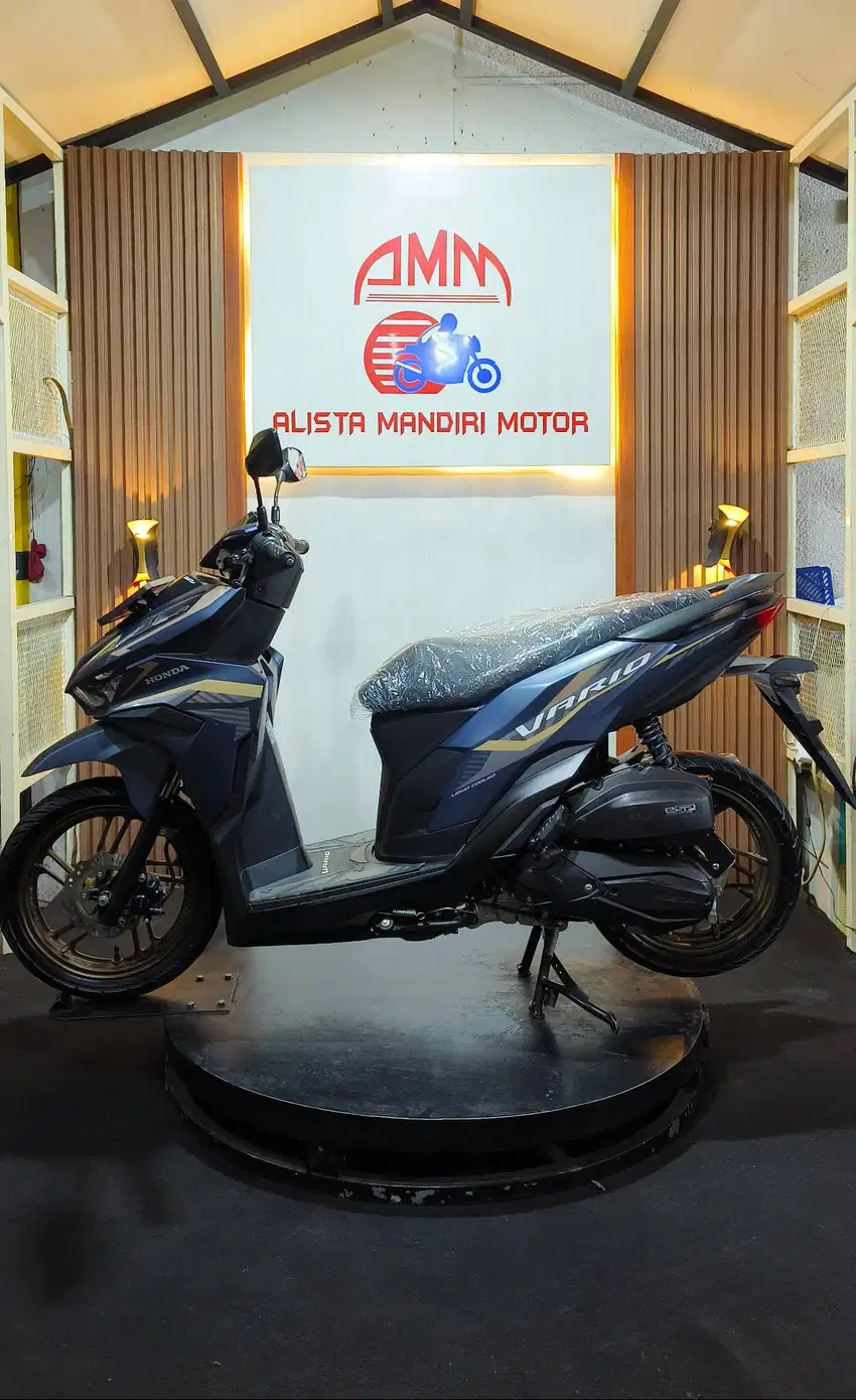 VARIO 125 ISS KEYLESS TH 2024 PAJAK ON PLAT TANGSEL KM 3RIBU