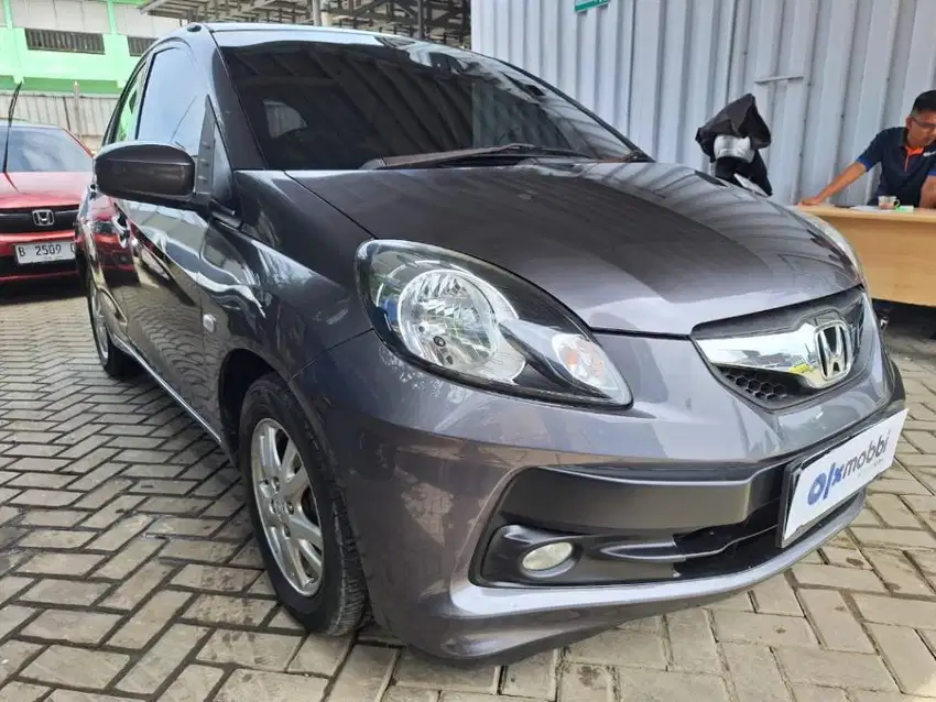 DP Rendah Honda Brio Satya 1.2 E Bensin-MT 2015 UYN