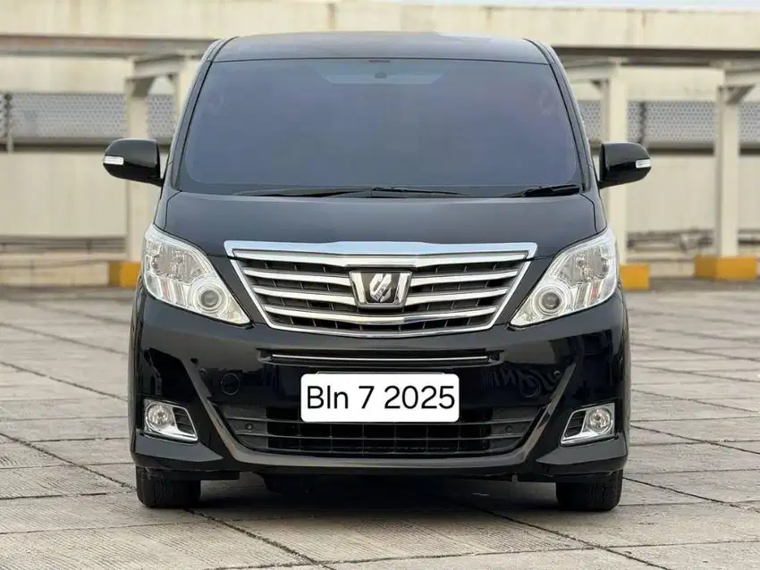 Toyota Alphard 2.4 X A/T 2012 Captain Seat